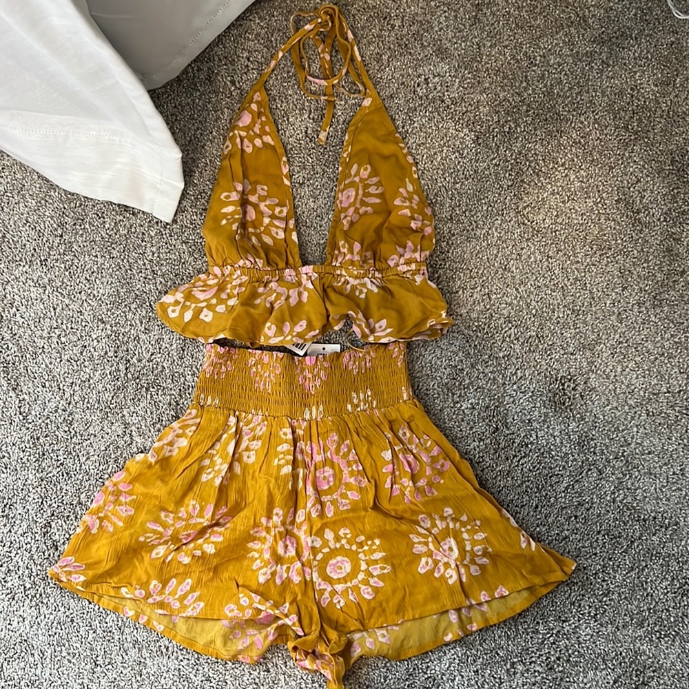 NWT Urban outfitters matching set size xs
